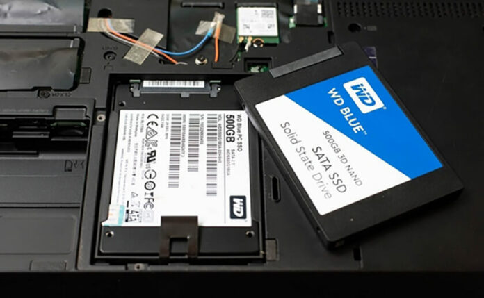 Các cách kiểm tra ổ SSD sức khỏe, tốc độ